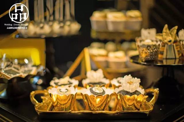 刘诗诗婚礼布置花,刘诗诗吴奇隆婚礼花多少