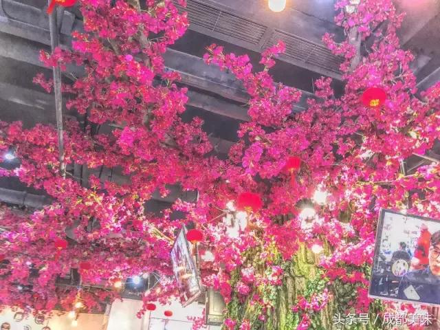 春熙路川剧变脸表演哪家最好,春熙路哪里吃火锅可以看川剧变脸