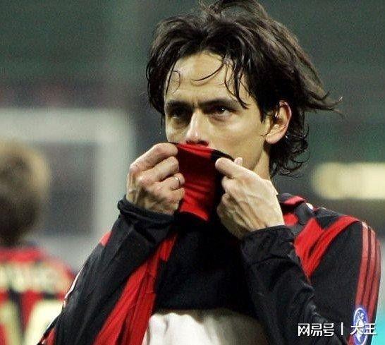 各个足球解说词经典语录,说说那些经典的足球解说词