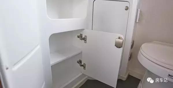 新款凯伦宾威房车双拓展,新款凯伦宾威依维柯房车