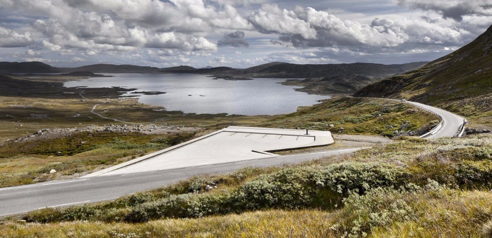 挪威夏日岛旅游攻略,去挪威看峡湾