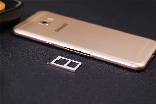 小屏手机旗舰质感三星C5Pro长体验