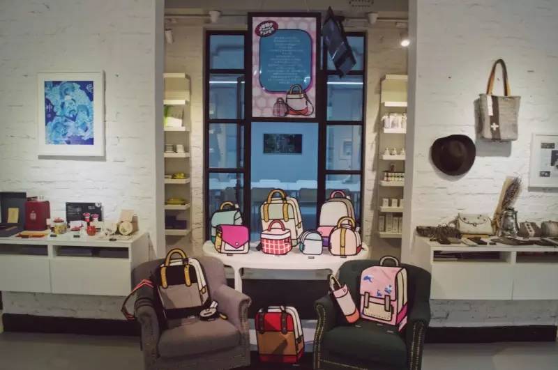 有这3款香水的成都妹儿，基本没几个单身！