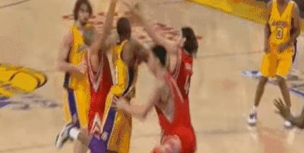 姚明回忆往昔现场版,姚明年轻的回忆