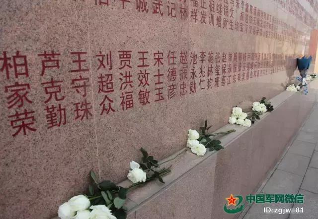 试飞员牺牲女儿追寻父亲,空军试飞员牺牲女儿参军入伍