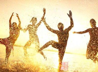 九岁到80岁的样子,九岁的年纪十八岁的心理年龄