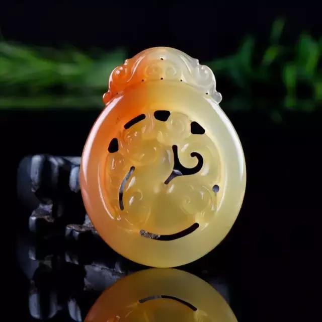 黄龙玉的正确保养方法,黄龙玉要用油养是假的黄龙玉吗