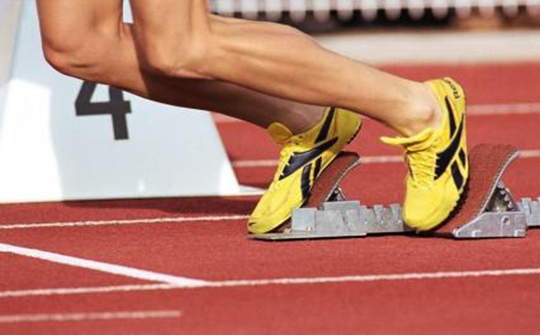 跑步会让小腿变粗吗,跑步小腿拉伸