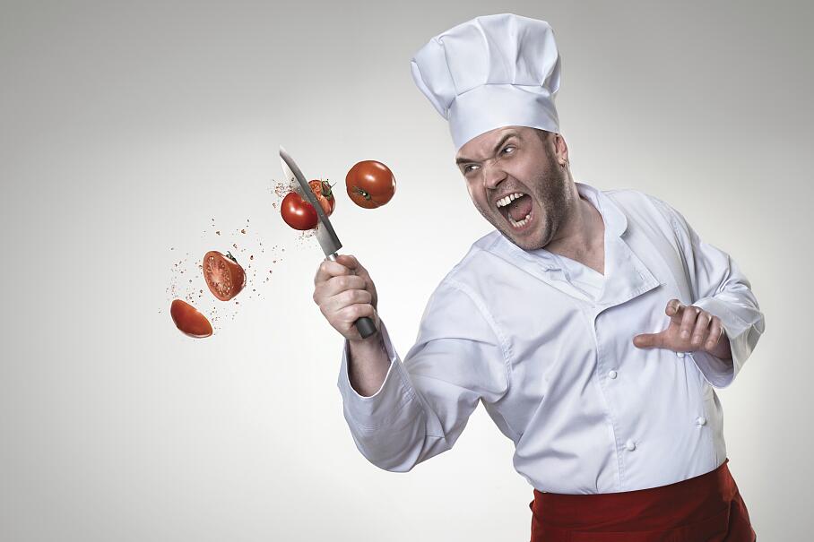 日本厨刀好还是德国厨刀好,最好的顶级厨刀