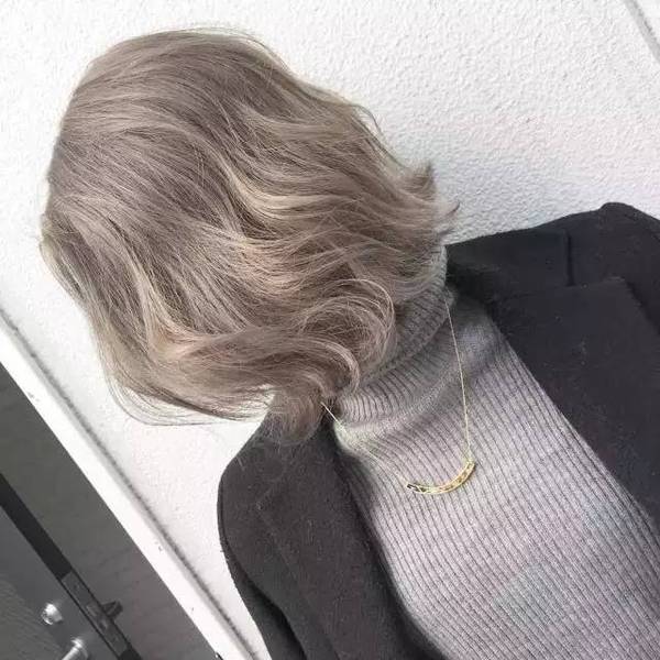 仙女必看必尝试的显白发色,流行色显白可盖白发