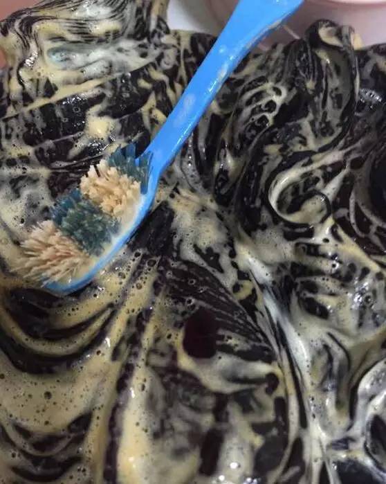 紫檀雕件,老紫檀雕可以用水清洗吗