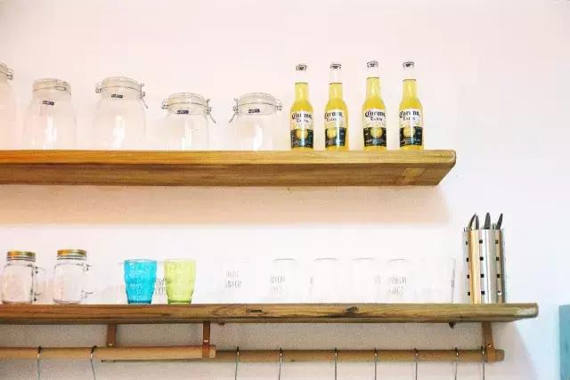 不用逃离北上广，他花10万任性改造租来的破院照样活得率性精彩