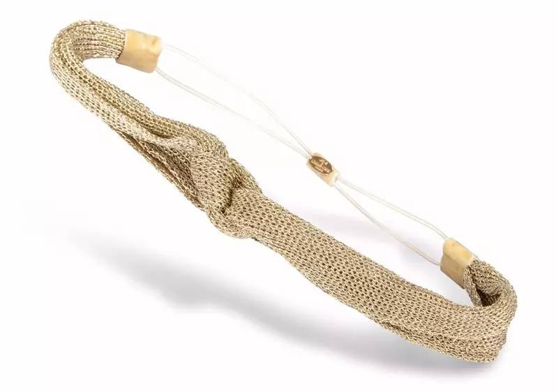 春季刮风头发乱糟糟,我有这些“治愈”法宝!