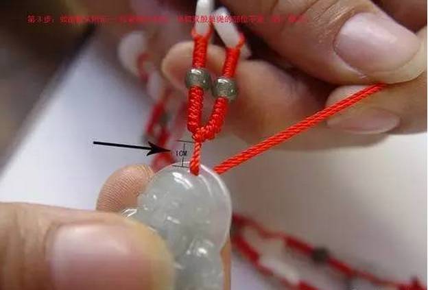 怎样穿手串三通佛头,手串佛头怎么穿小妙招