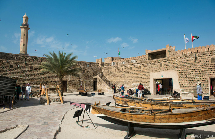 迪拜真的全是豪车吗,迪拜真的像网上传的那样吗