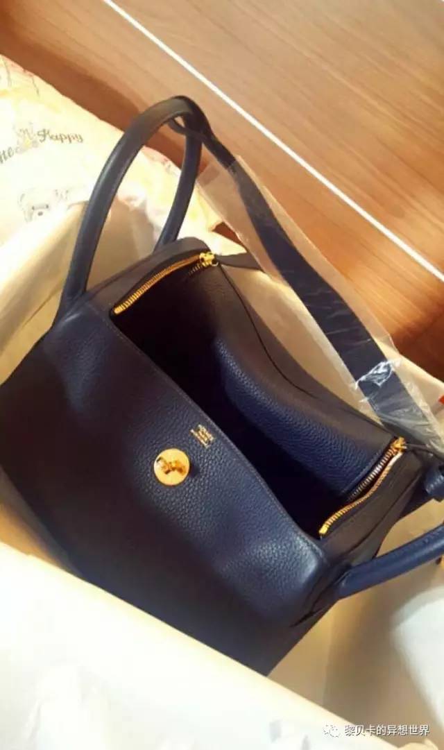 不想出门一出门就烦,不想出去但一出去就很嗨