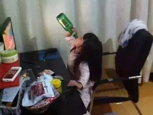 贴心女友的暖心举动,贴心女朋友该做的事