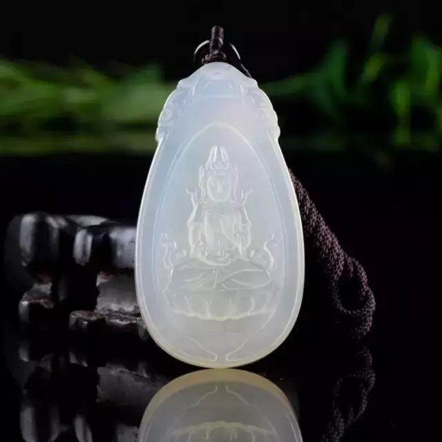 现在黄龙玉手镯的价格是多少,黄龙玉手镯便宜