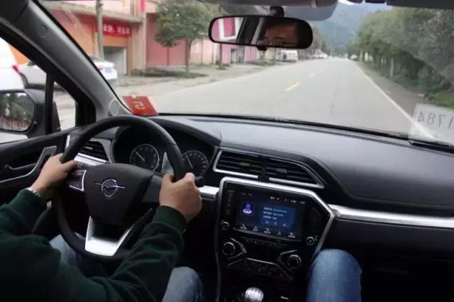 便宜好开，海马S5Young对年轻人太友好