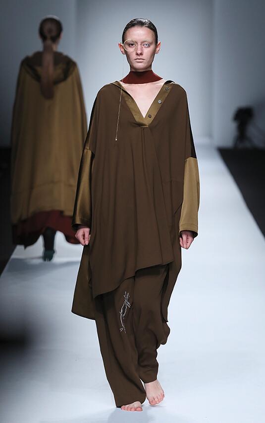 上海时装周简约风格,上海时装周穿搭夏天