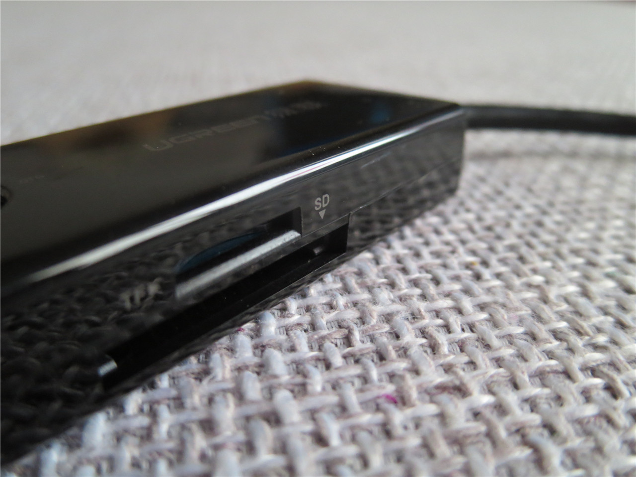 绿联usb-c多功能读卡器测评,绿联usb3.0多功能读卡器有多少个g