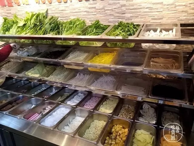 美女编辑拼死吃遍全城麻辣烫，终于选出6家最好吃的！