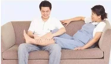 孕晚期一只脚水肿,孕晚期运动后水肿