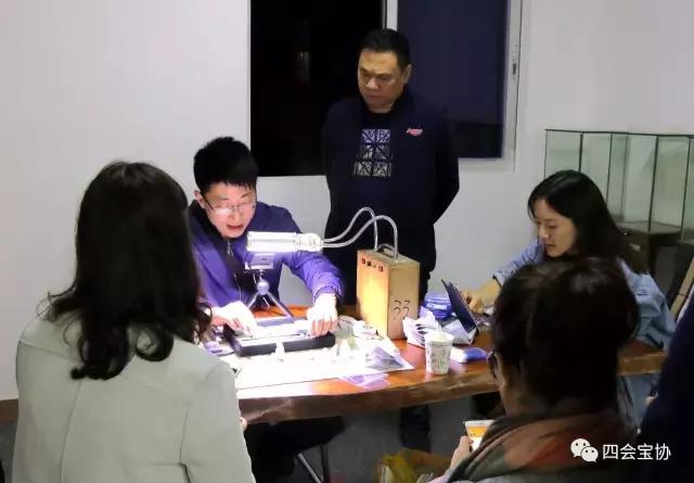 翡翠玉石直播卖货,直播翡翠玉石哪个平台好