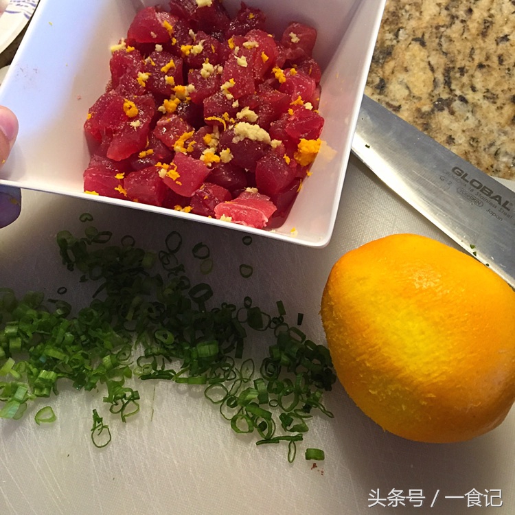 健康沙拉低脂餐,金枪鱼鳄梨蔬果沙拉