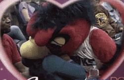 太搞笑了，旁边的眼镜老黑笑的好鬼畜