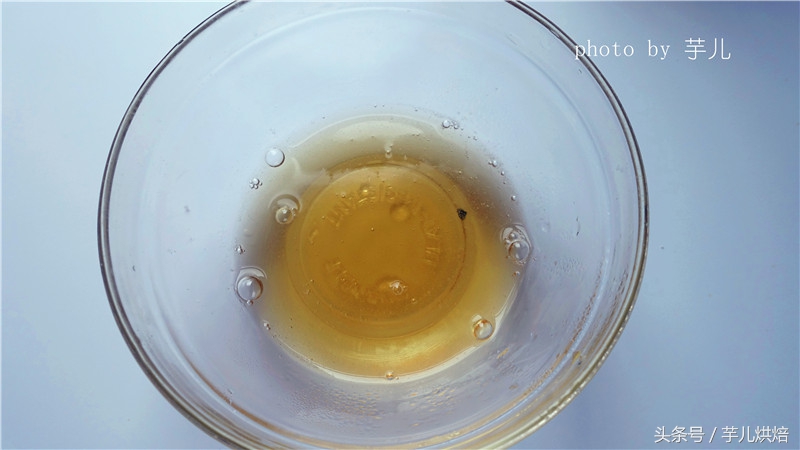 芒果慕斯星空淋面,芒果葡萄淋面慕斯蛋糕做法