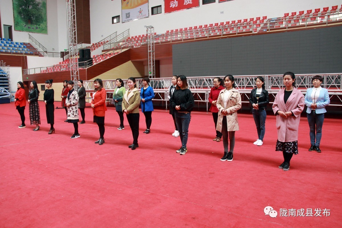 李鹏军检查“红川酒业杯”第32届甘肃省青少年科技创新大赛暨第17届中国青少年机器人（甘肃赛区）竞赛筹备情况