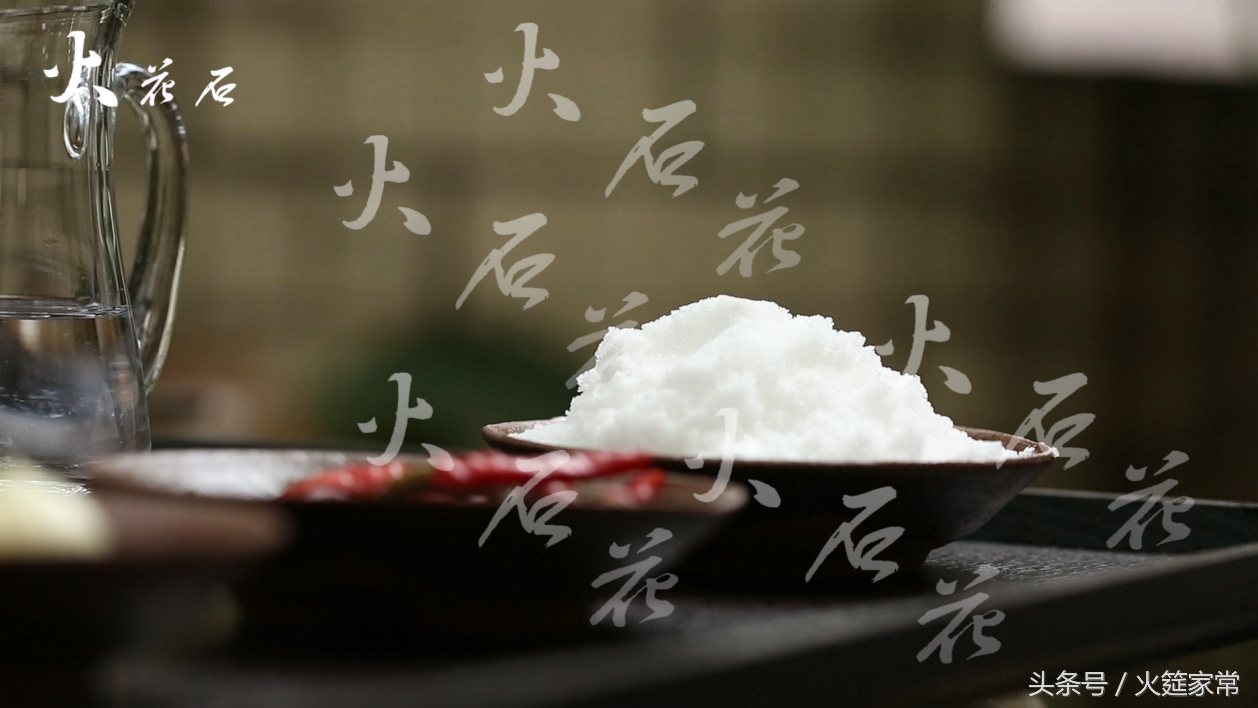 泡青菜做酸菜鱼味道美滋滋的,酸菜鱼好吃的关键在于这个辣椒水