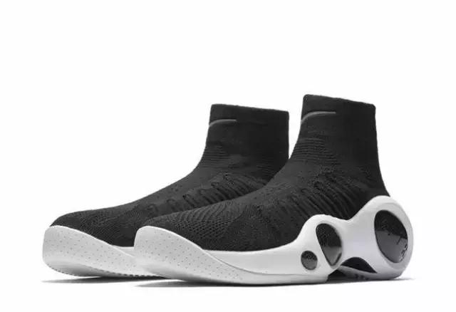 有袜套的鞋怎么搭配,适合搭白袜套的鞋