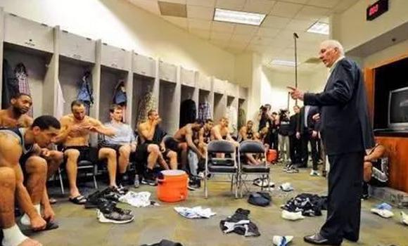 nba球星的场外生活,热火詹姆斯韦德更衣室