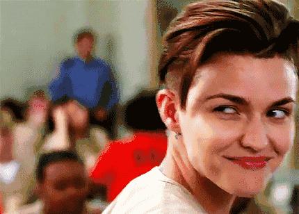 戴了隐形眼镜差点就瞎了 (什么样的隐形眼镜戴起来最可怜)