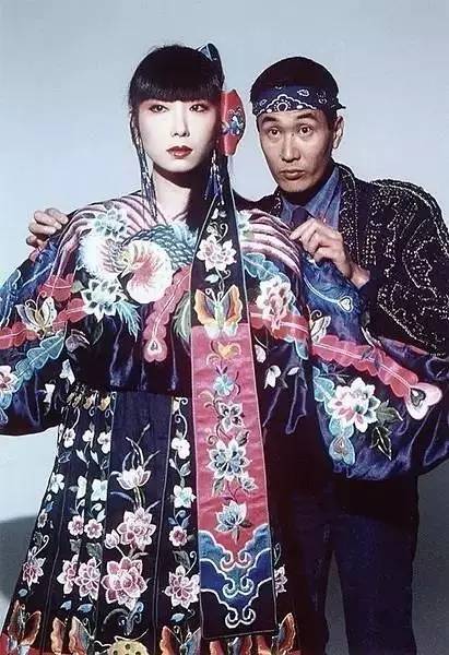 日本首席模特儿，霸占YSL走秀，是设计师眼中的“东洋美魔女”