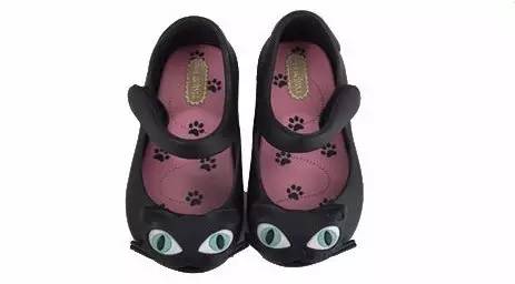 哪个品牌的儿童凉鞋最舒服,推荐中儿童凉鞋好穿又好看