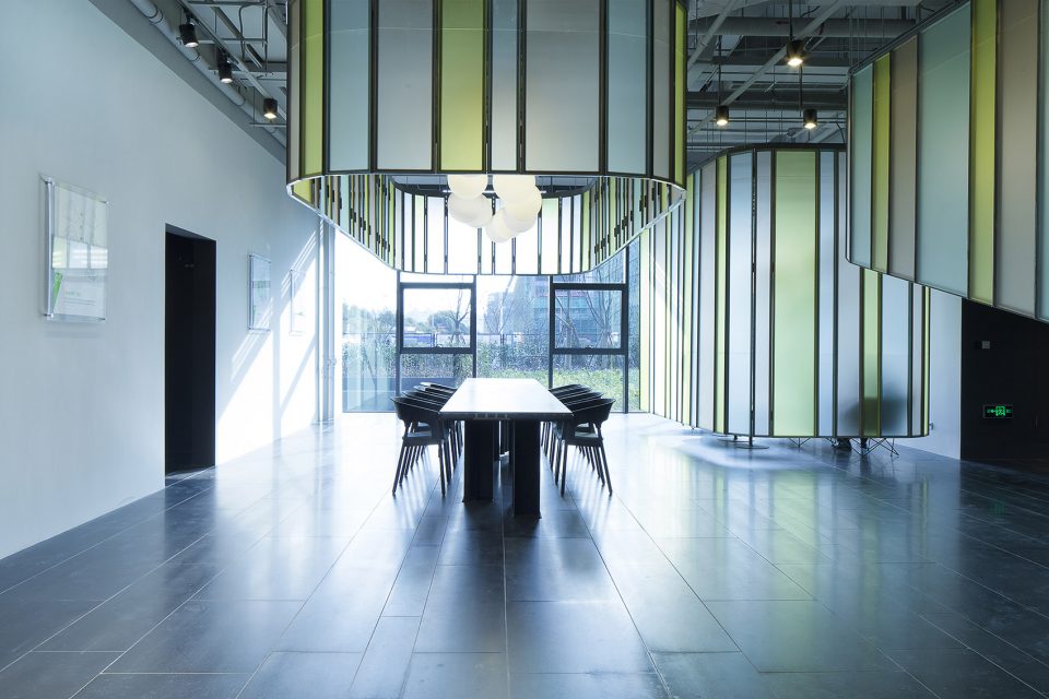 用最少设计动作让空间体现最多可能性:上海华鑫慧天地体验中心