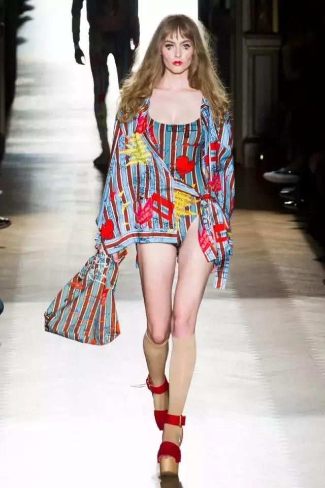 小more说：在英国的同学看过来，你的代购生涯可以开始了~