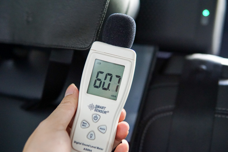 别让甲醛影响你刚买新车的心情，试小米米家车载空气净化器新款