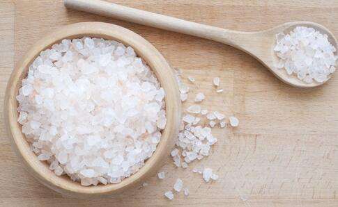 眼袋的形成原因及解决方法,眼袋是怎么形成的去除眼袋的方法