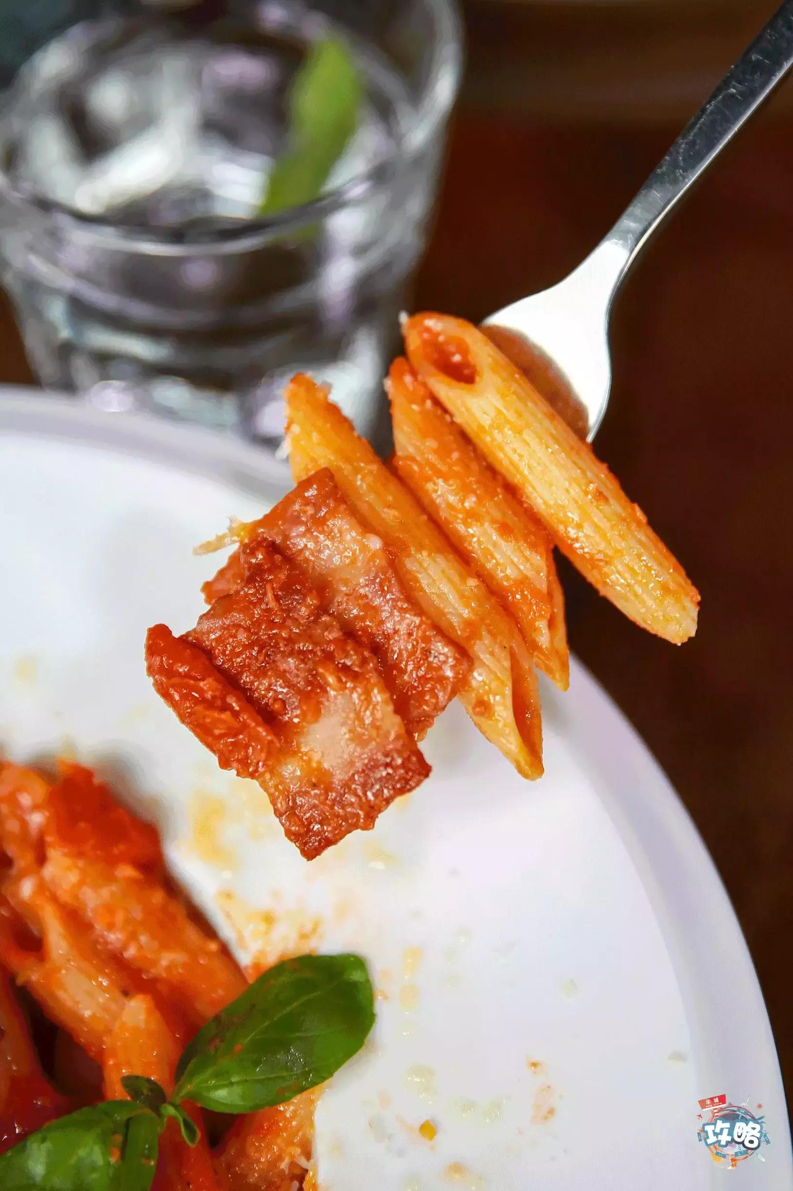 听说里皮只认这里的意大利菜，带足球迷男友来吃饭把他鸡冻哭了