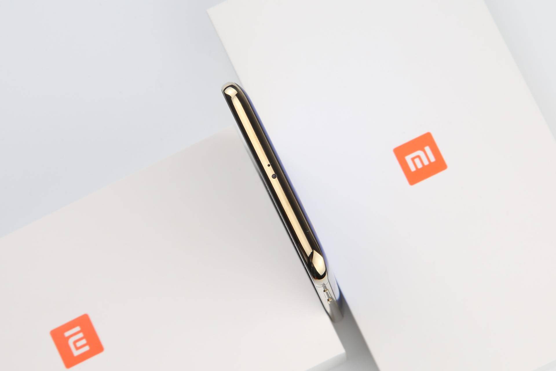 小米6取消耳机孔的背后，原来答案是这样？