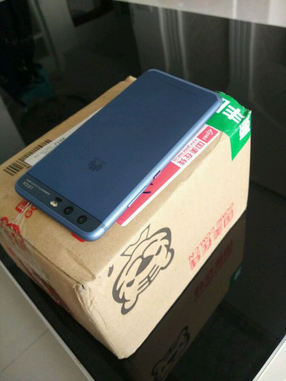 荣耀v9深度评测开箱,荣耀v9开箱图