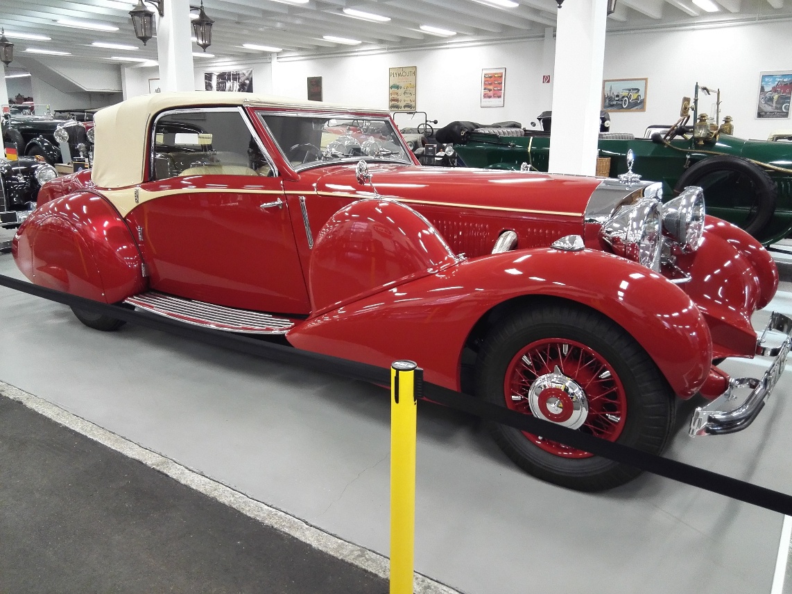 参观手表厂的感受,手表工厂参观实拍