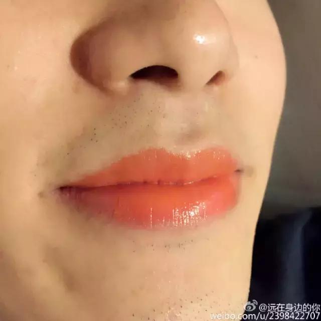 这是一篇有毒且辣眼睛的话题，千万别点开！