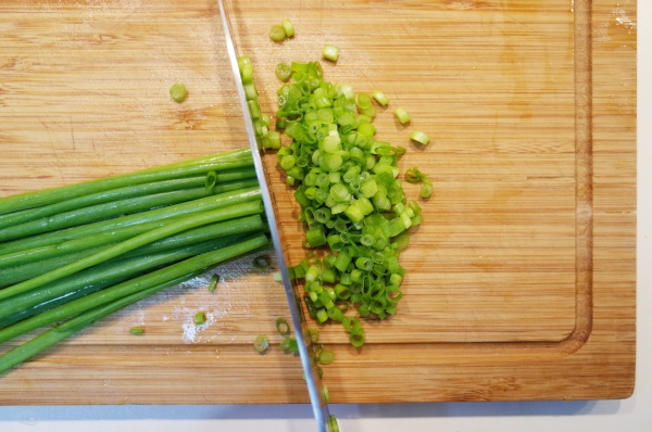 冷菜葱油脆皮鸡的制作步骤,葱油脆皮鸡装盘