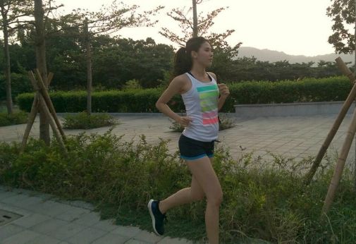 孕妇几个月开始跑步锻炼,孕妇足月了可以跑步吗