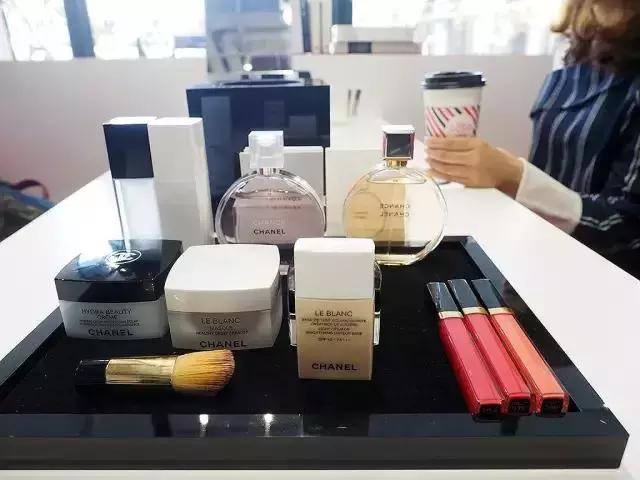 朋友圈没有五十个代购,这些绝对买不齐